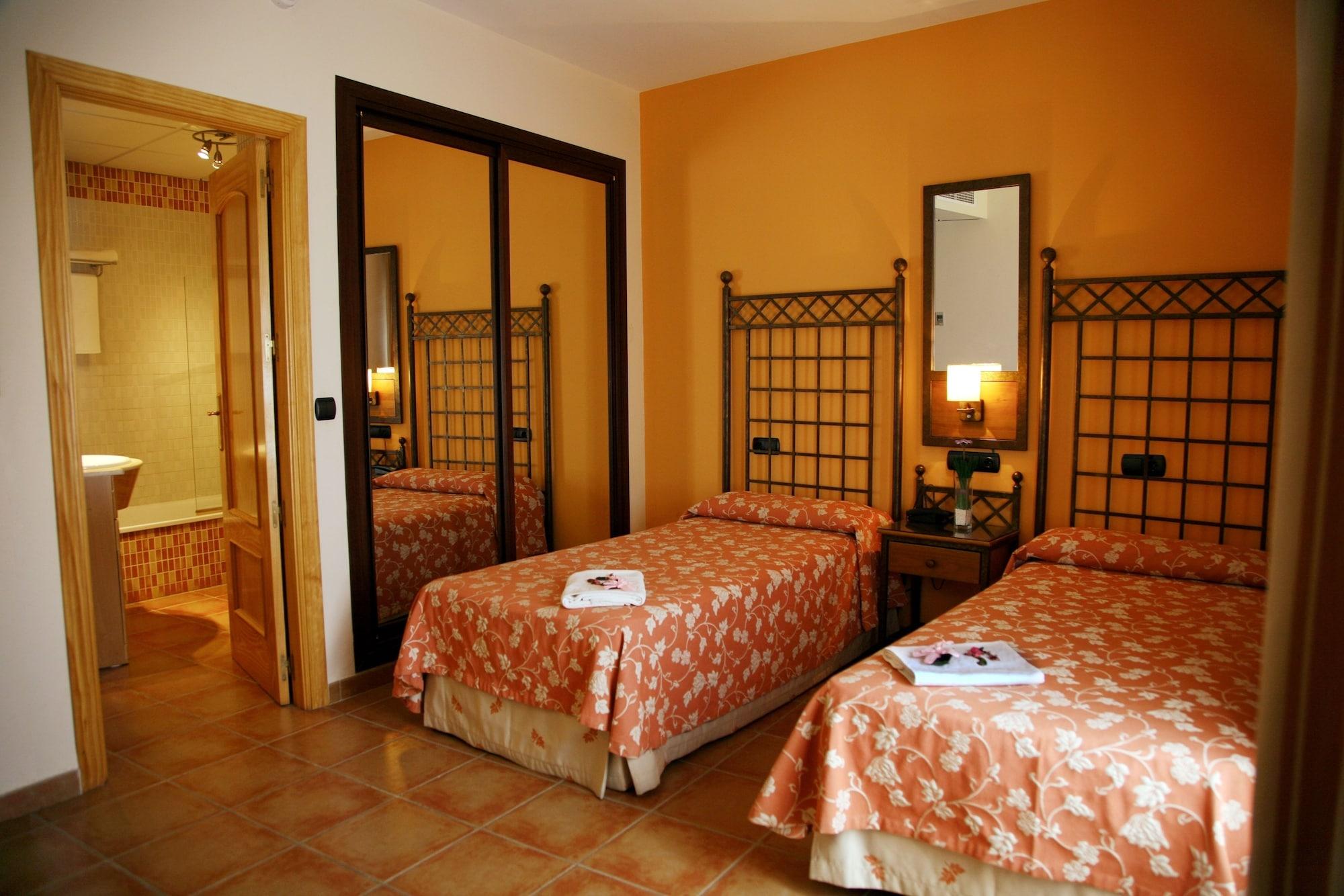 Hotel Ele Santabarbara Castilleja de la Cuesta Exterior foto